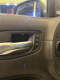 کرایسلەر 300